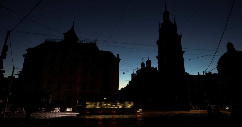 Веерные отключения электричества начнутся по всей Украине