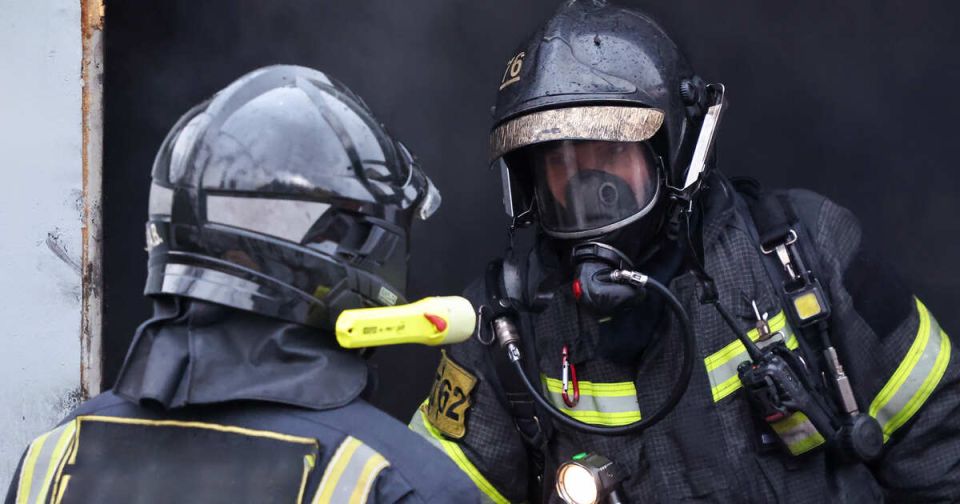 Тела двух убитых мужчин нашли в элитном ЖК после пожара в Петербурге
