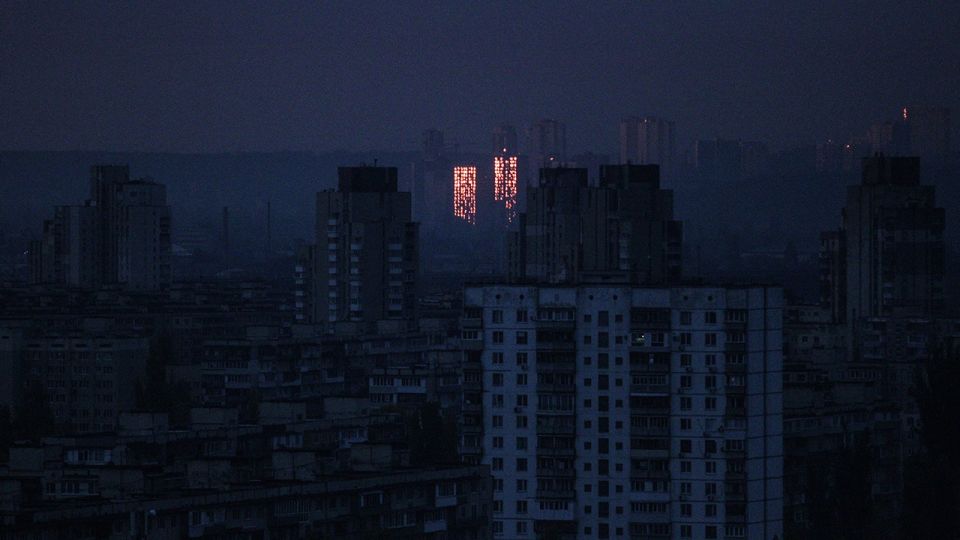 Угрожали России блэкаутом: как «Герани» отключили свет в 8 областях Украины