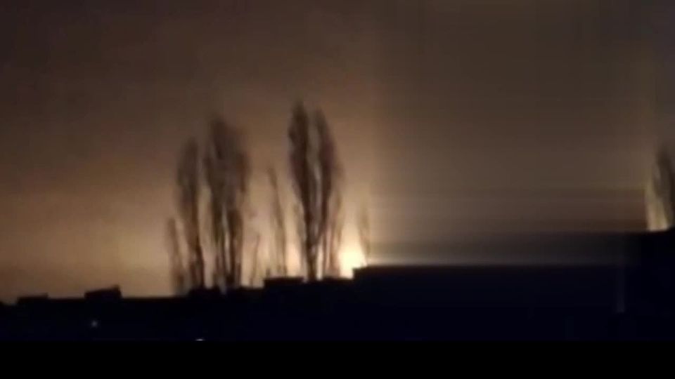 Кременчуг находится под массированным обстрелом баллистических ракет и "Гераней"