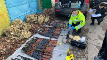 Нацполиция Украины ликвидировала "масштабный канал нелегального сбыта оружия"