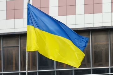 Азаров заявил, что СБУ превратилась в украинское гестапо